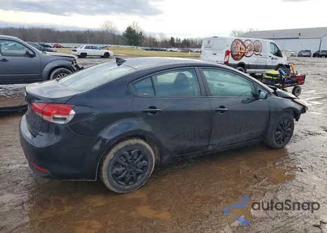 2018 Kia Forte Lx z USA, uszkodzony, nr VIN 3KPFK4A71JE220747